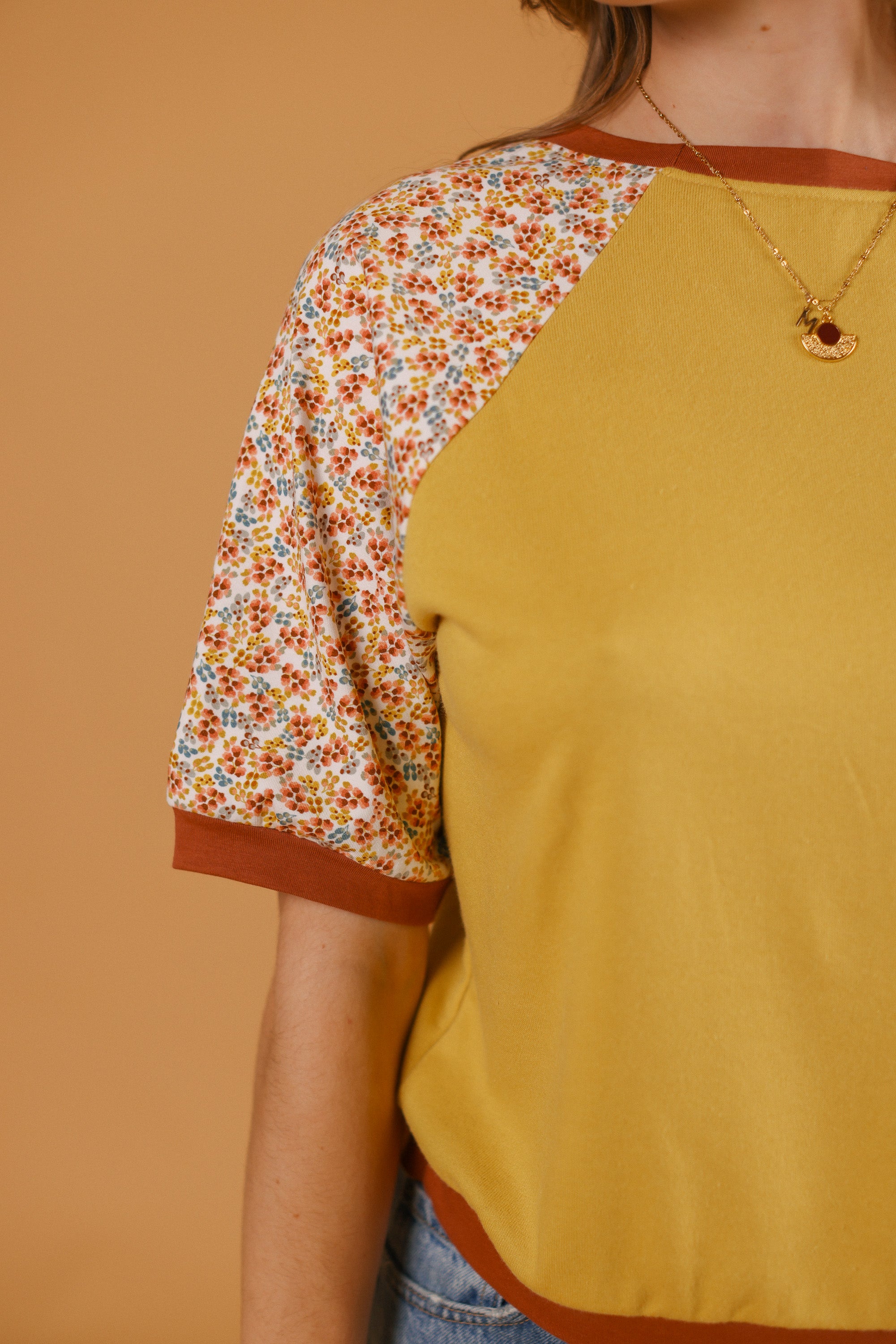 Top Emory Mustard Floral