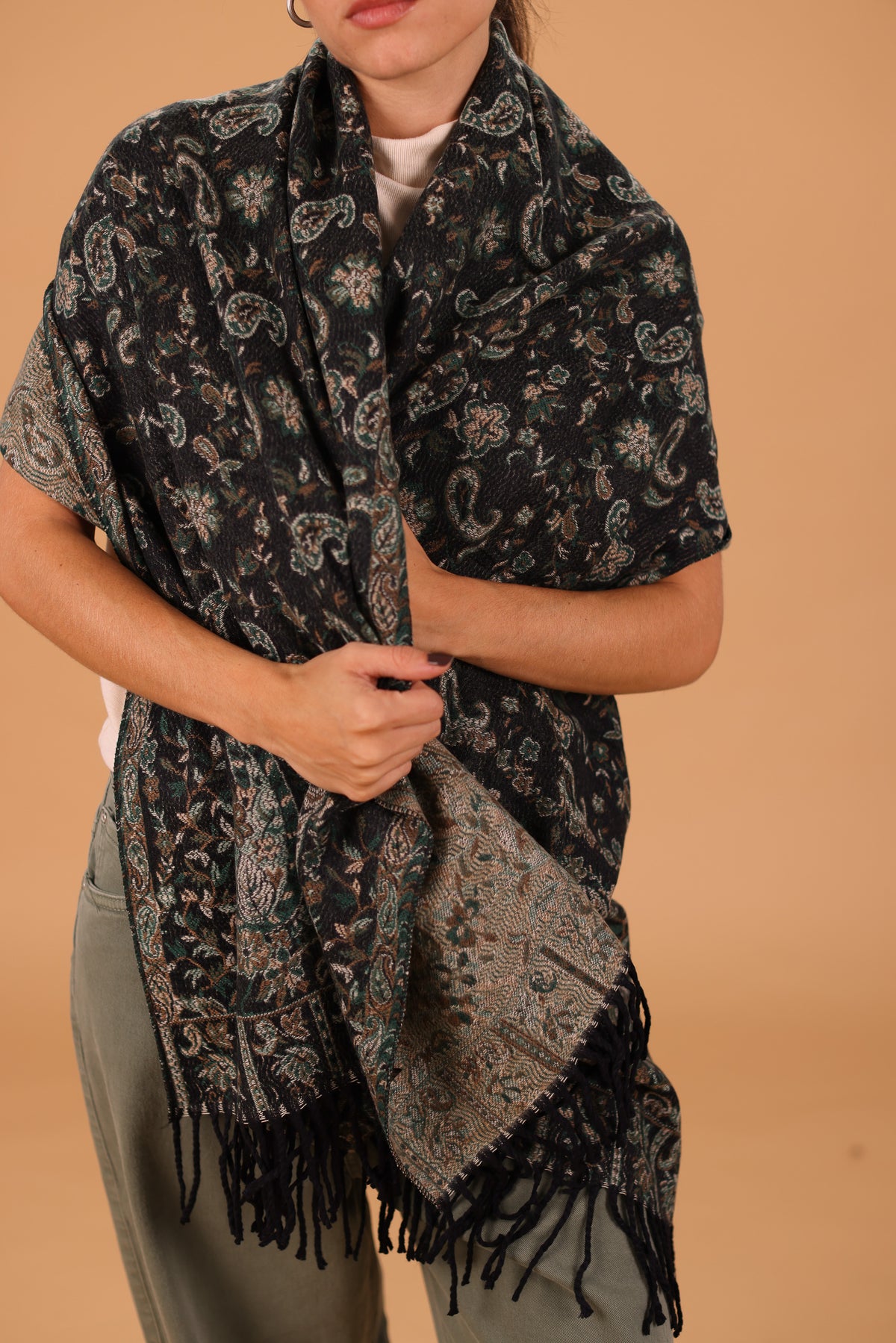 Scarf Salem Green