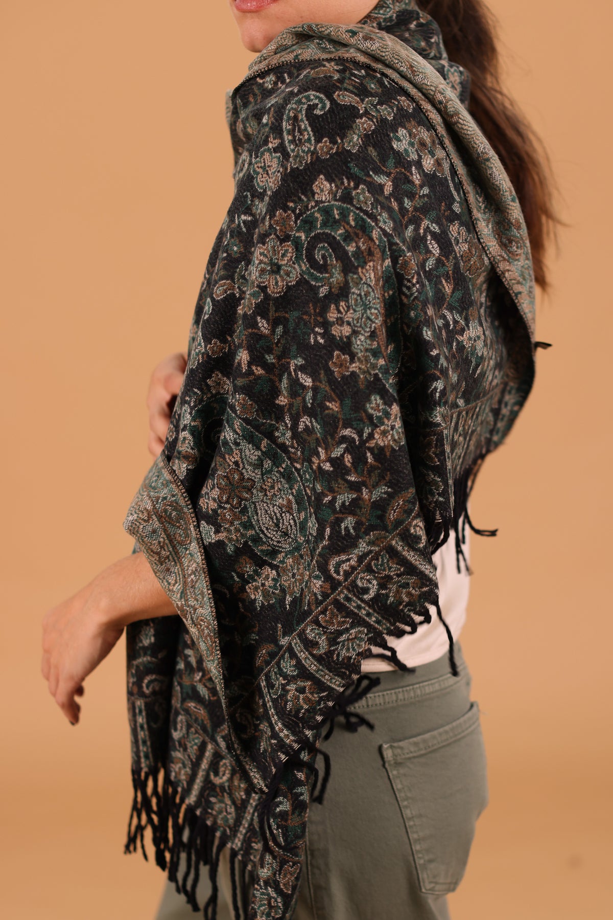 Scarf Salem Green