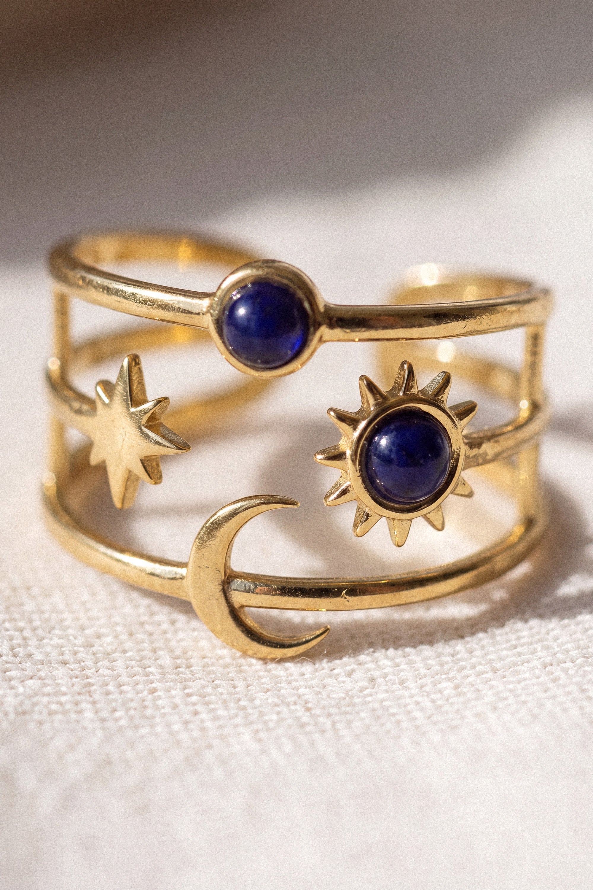 Ring Cosmos