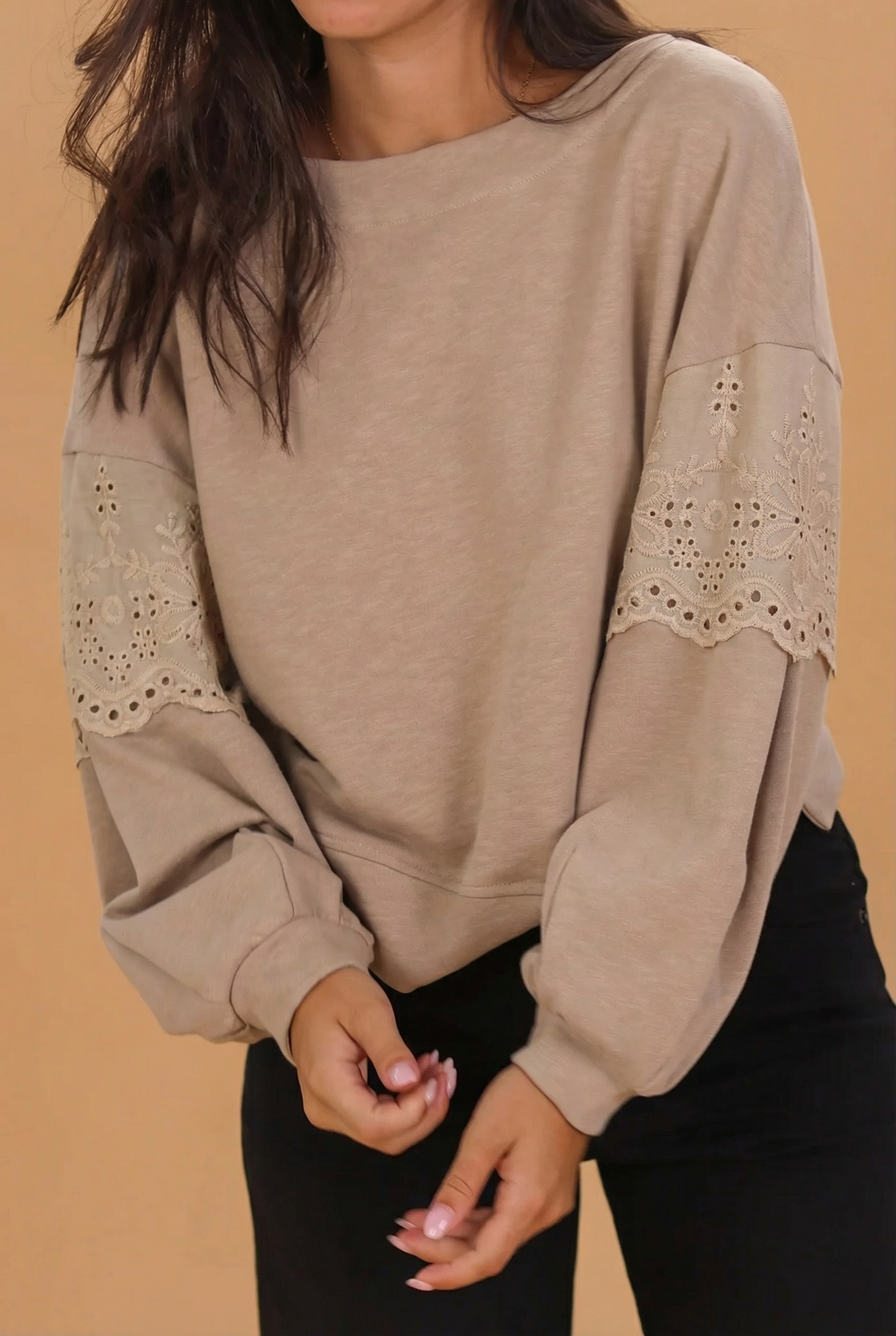 Sweater Caelia Beige Embroidered