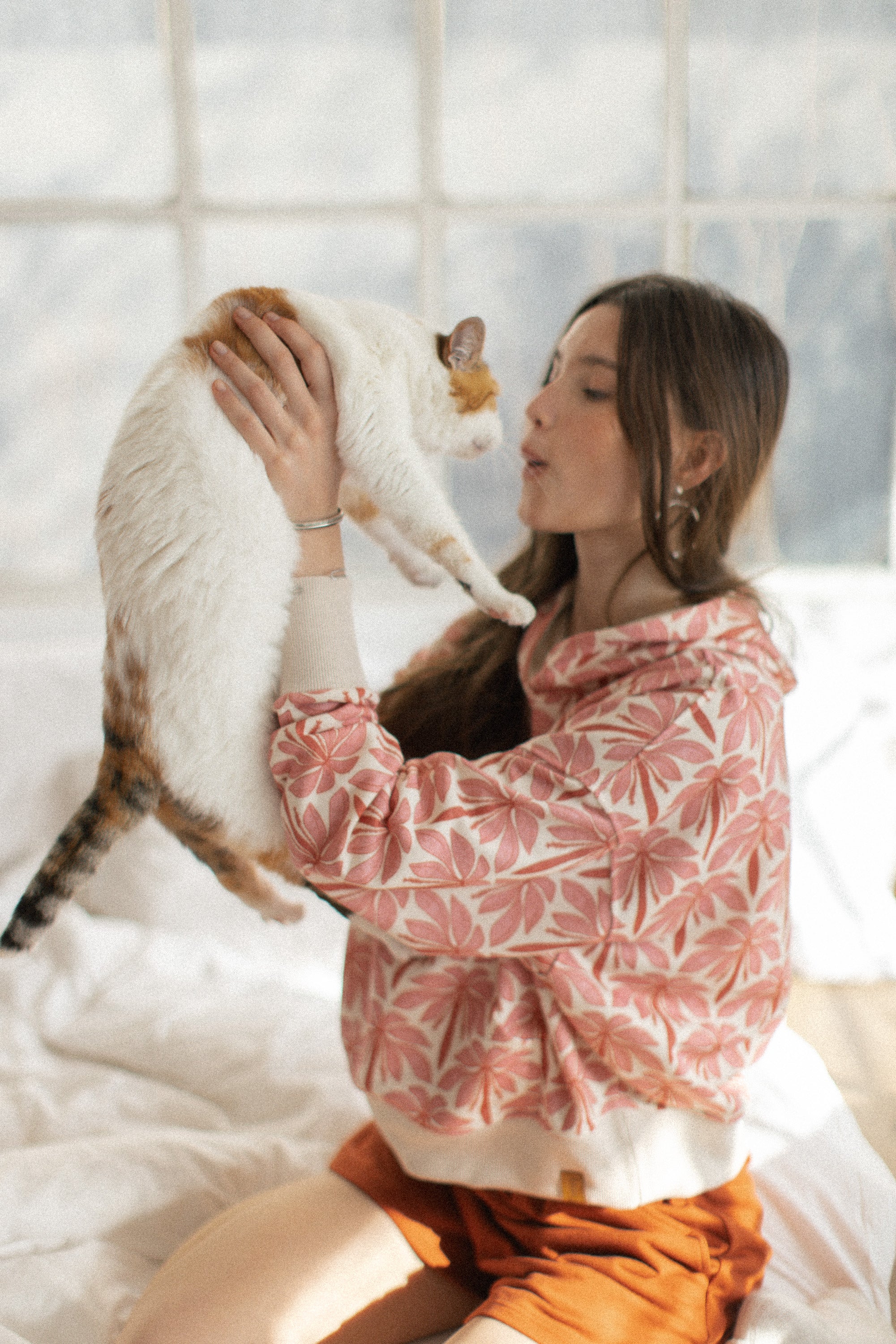 Hoodie Leyla Cream Rose Palms