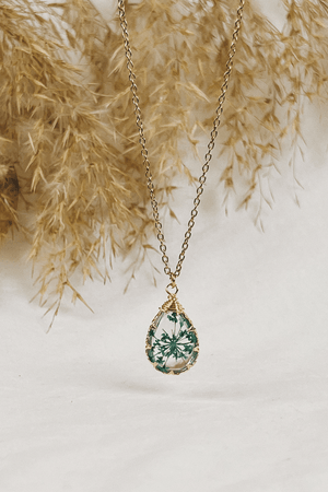 Necklace Green Roses Gold